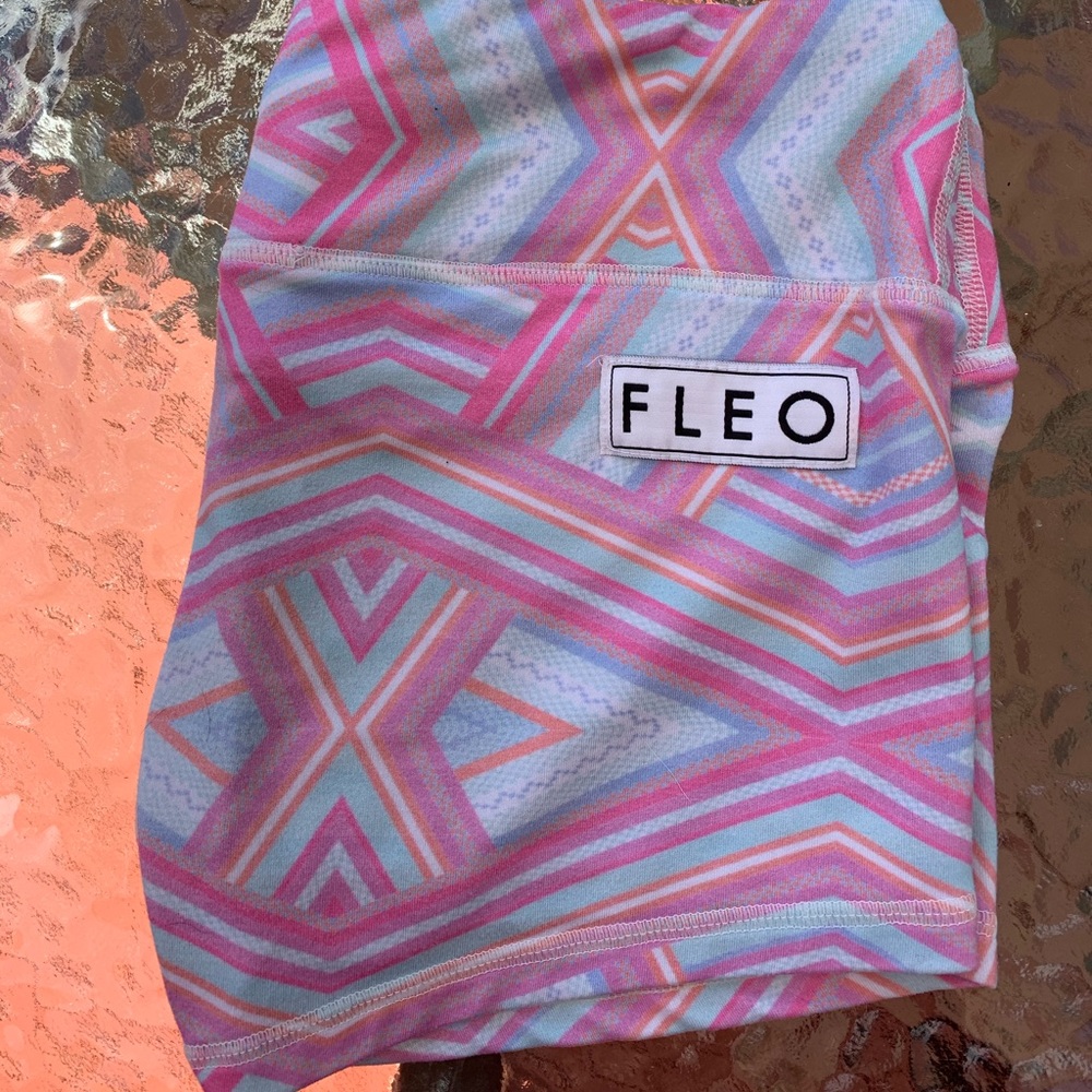 Fleos
